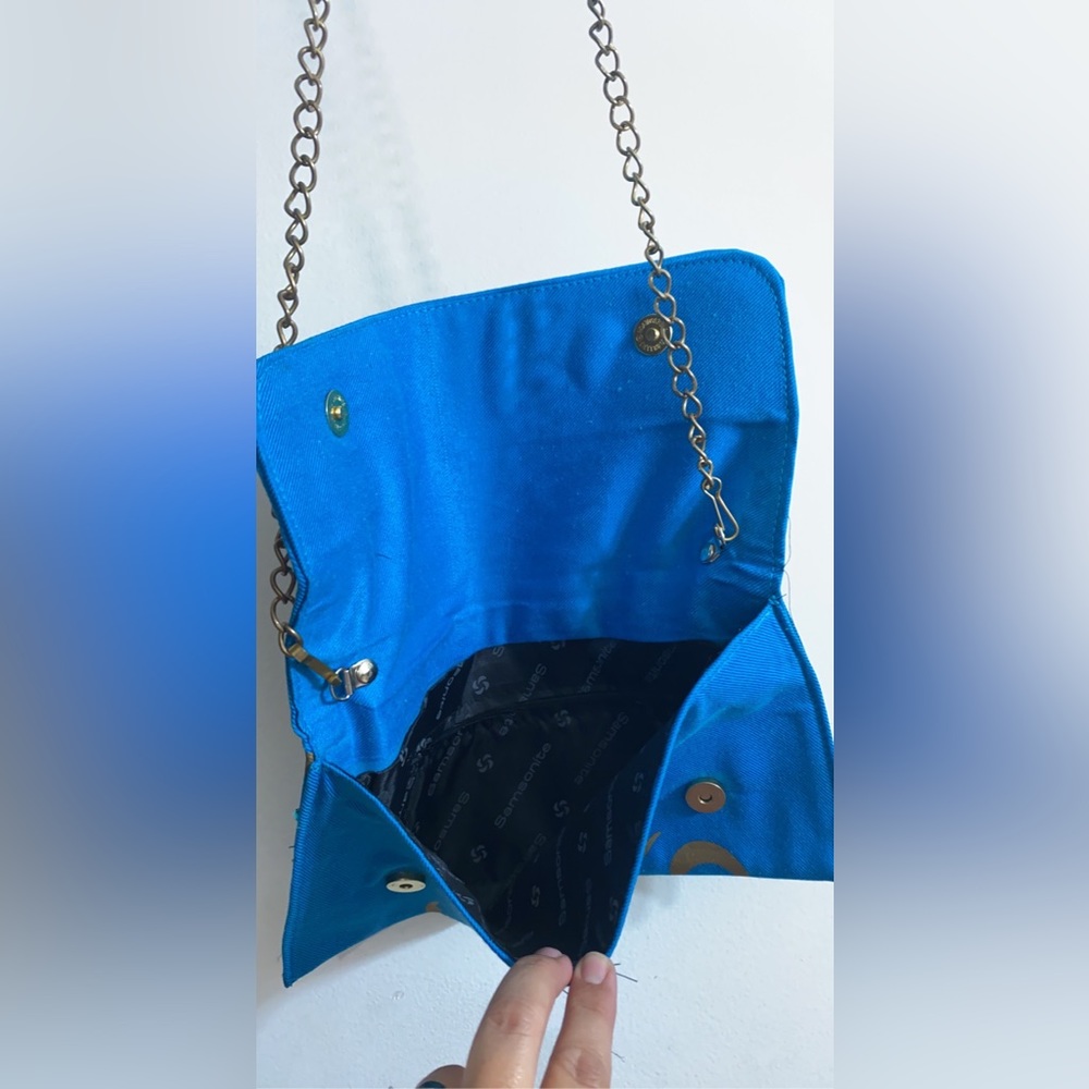 Arabic Calligraphy Clutch & Croosbody Blue & Gold 12 … Gem